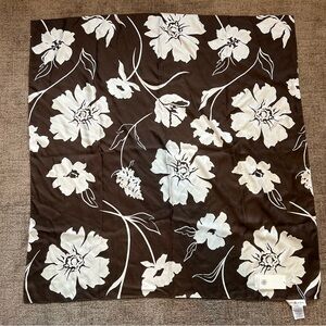NWT Tory Burch Brown and White Floral Scarf